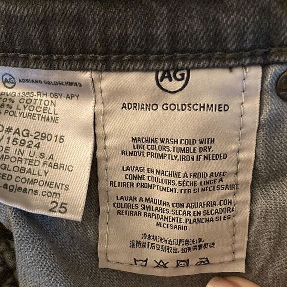 AG Denim The Stilt Crop Cigarette Crop in Black with Shredded Front Legs. - Picture 12 of 12